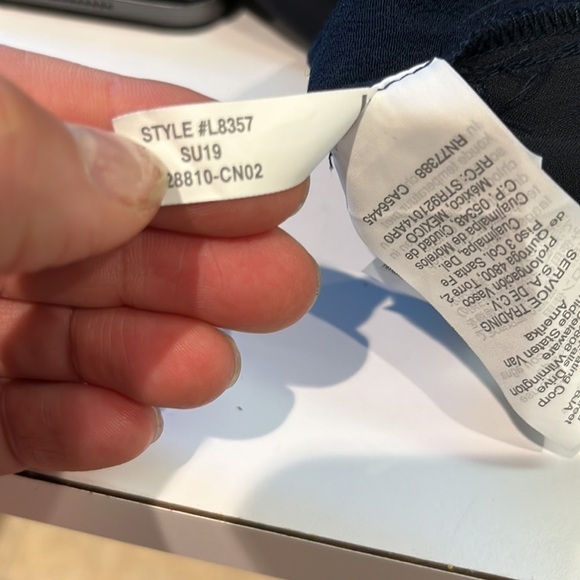 Madewell | V-Back Wide Leg Pleated Jumpsuit in Navy - Picture 9 of 9